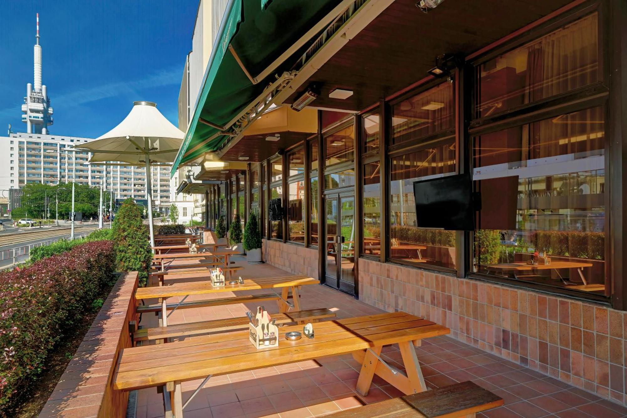 Congress & Wellness Hotel Olsanka Praga Esterno foto