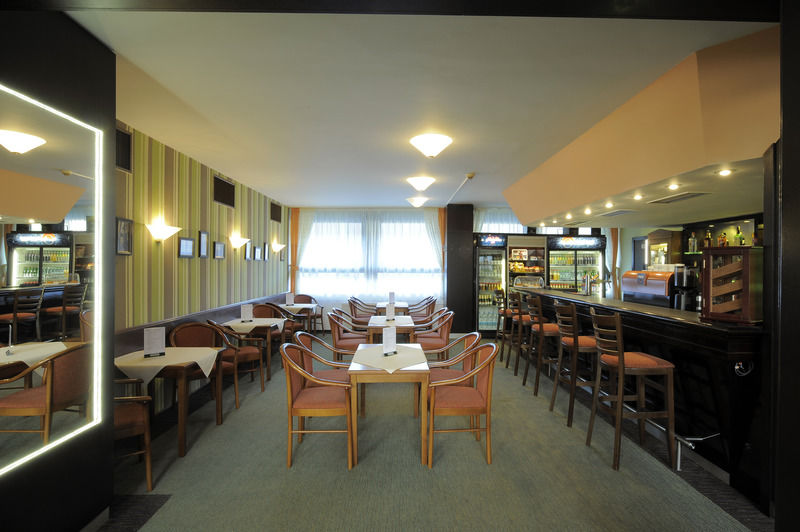 Congress & Wellness Hotel Olsanka Praga Esterno foto