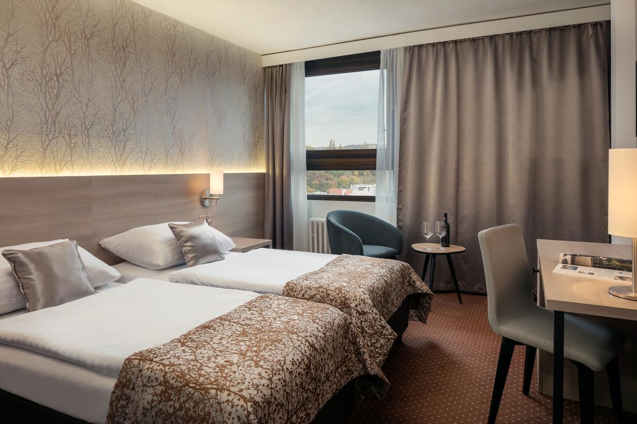 Congress & Wellness Hotel Olsanka Praga Esterno foto