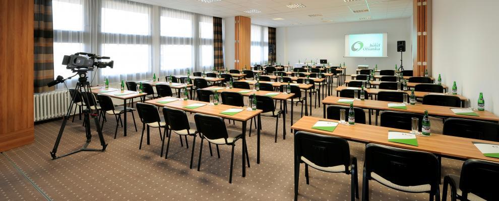 Congress & Wellness Hotel Olsanka Praga Esterno foto